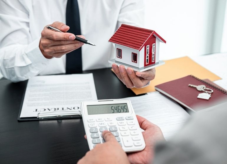 Deciphering the World of Property Comparables: Perspectives of Real Estate Agents vs. Appraisers
