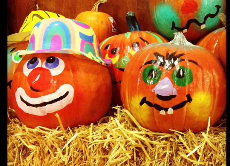 Elevated Pumpkin Decoration Ideas To Adore