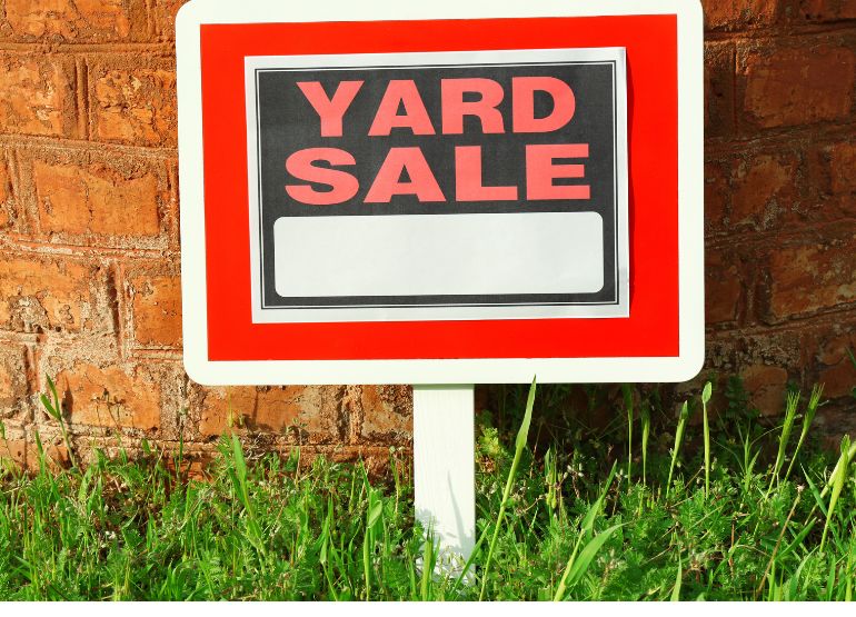 A Comprehensive Guide to Organizing a Secure and Hygienic Yard Sale